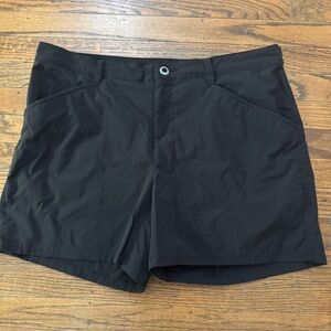 Patagonia Black Quandary 5” Hiking Shorts 12 EUC